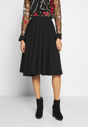 Gonna a campana - black