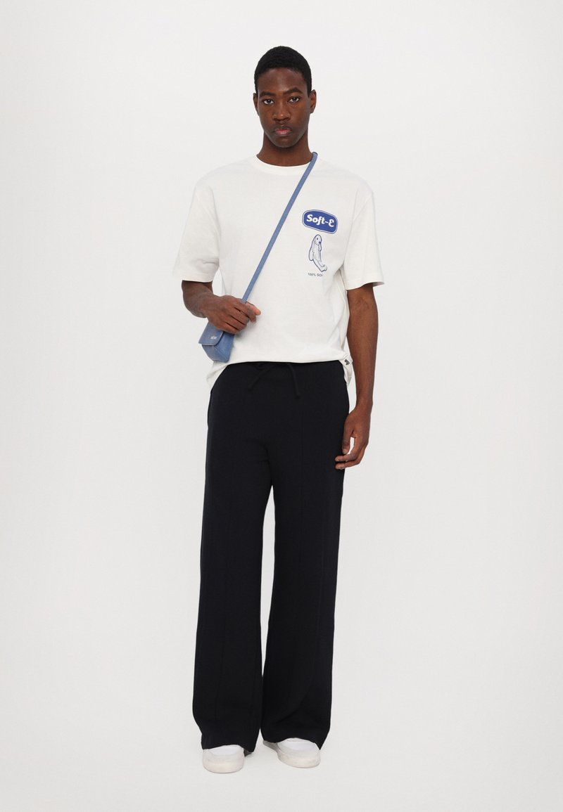 Dhruv Kapoor - PANELLED BAGGY UNISEX - Pantalon de survêtement - black, Agrandir