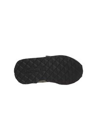 Suola di sneaker in gomma nera con motivo a diamante testurizzato. Presenta un logo centrale del marchio e un bordo liscio per una migliore presa e durata.