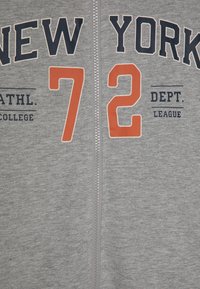 Name it Jersey con capucha - grey