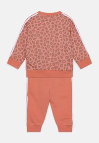 adidas Originals ANIMAL ALLOVER - Tracksuit - mauve/multi-coloured/white