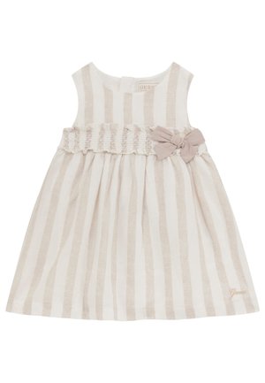 Vestido a rayas en crema y marrón claro con corpiño ajustado, cintura fruncida y un lazo decorativo en el lado izquierdo.