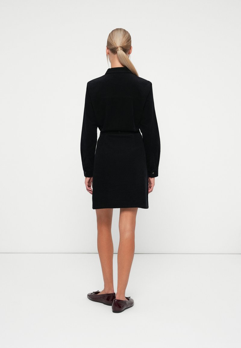 ONLY Onlnessa L/S Cord Dress CC Pnt Donna