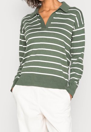 Pullover - green
