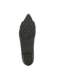 Zwarte schoenzool met een gestructureerde rubberen laag voor grip, met een spitse vorm en subtiele branding op de onderkant.