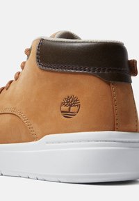 Timberland SENECA BAY  CHUKKA - Zapatillas altas - wheat