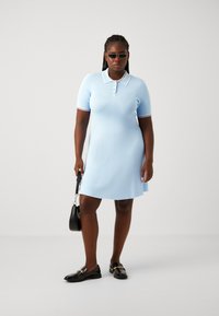 Tommy Hilfiger Curve STRIPES POLO  - Džersio suknelė - vessel blue