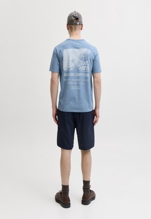 Jack & Jones PREMIUM JPRBLUMAXWELL TEE - T-shirt con stampa - blue