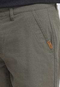 Solid SDTHEMENT - Shorts - dark grey
