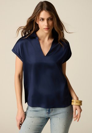 Oltre CON SCOLLO A V - T-shirts basic - blu