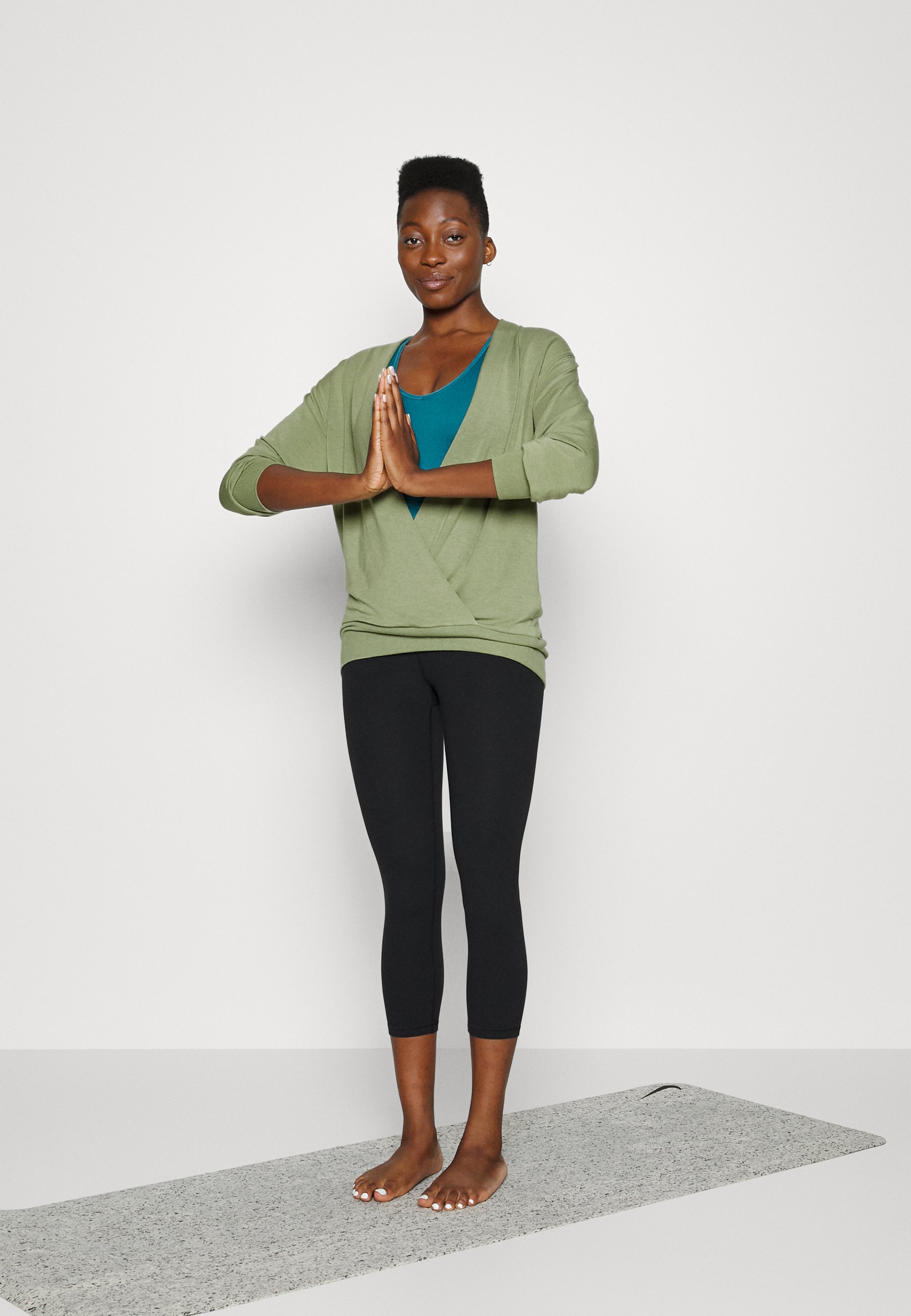 Athleta PURANA WRAP - Sweatshirt 