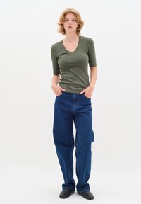 InWear DAGNA - Pamata T-krekls - beetle green
