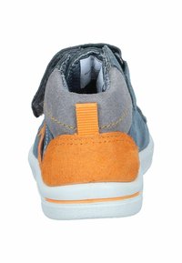 Grau-orange Hightop-Sneaker aus Wildleder und Stoffmaterial, ausgestattet mit einem Klettverschluss und einer strukturierten Gummisohle.