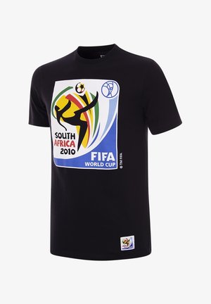 Zwart katoenen T-shirt met een kleurrafische graphic van het Zuid-Afrika 2010 FIFA Wereldkampioenschap, inclusief een silhouet van een voetballer en het logo.