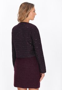 faina Blejzer - dark purple