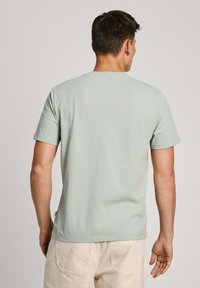 Pepe Jeans CONNOR - Pamata T-krekls - winter mint green