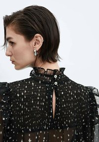 Mango Blouse - black