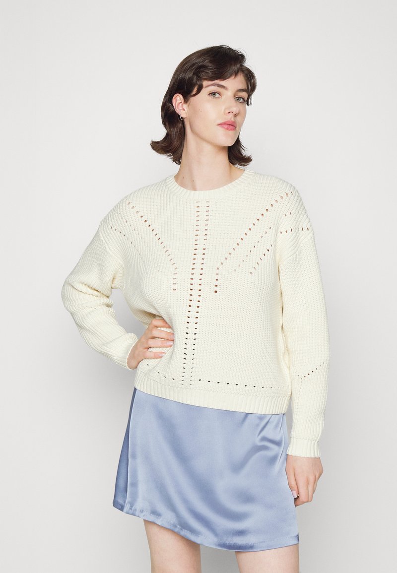 Damen Strickjacken | Bruuns Bazaar MAWAR CORINA Strickpullover snow white/weiß - OW59028 Damen Strickjacken | Bruuns Bazaar MAWAR CORINA Strickpullover snow white/weiß - OW59028