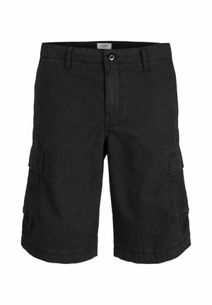 Pantaloni scurți cargo negri până la genunchi, cu închidere cu nasture și fermoar, bucle pentru curea și buzunare cu clapetă pe ambele părți.