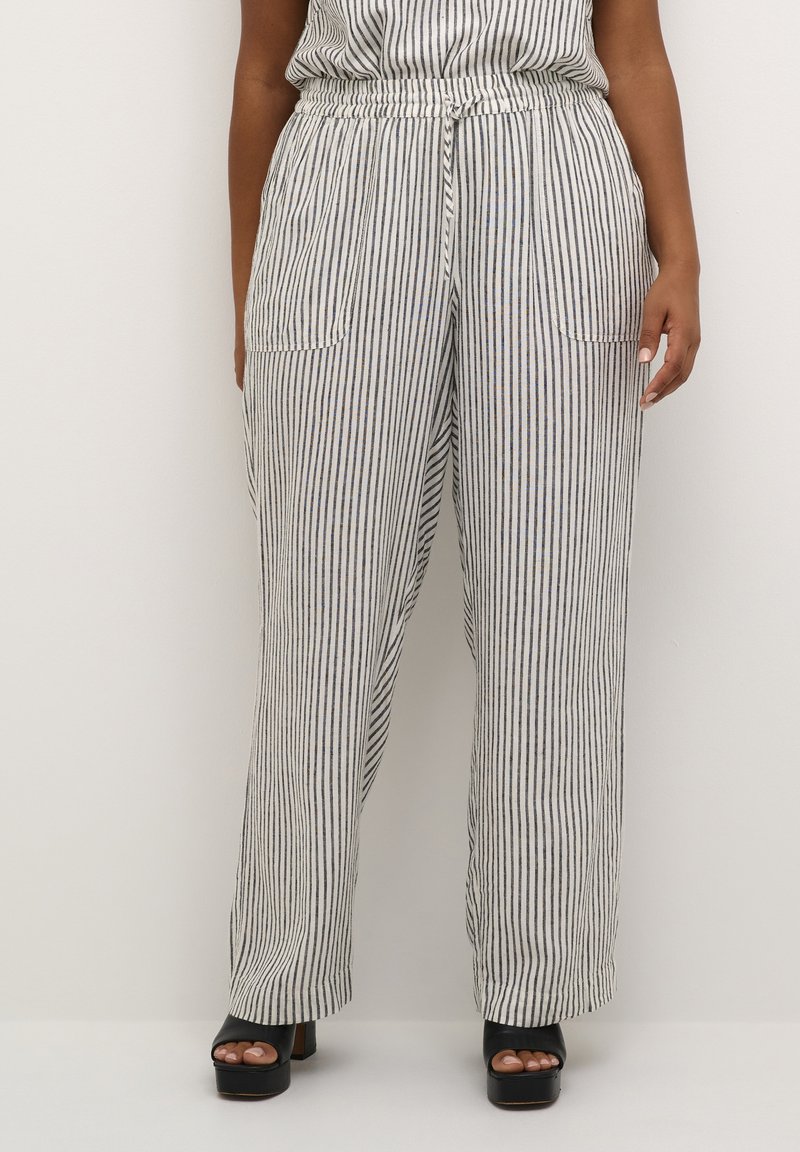 Kaffe Curve - KCMILLE - Pantalones - chalk black stripe, Ampliar