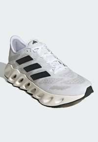 adidas Performance SHIFT UNISEX biały