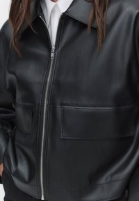 STOCKH LM Studio NOEMI - Veste en similicuir - black