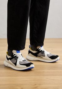 BIOM 2.2 - Matalavartiset tennarit - black/white/gravel