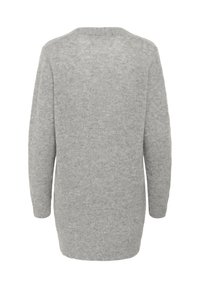 Grauer, gestrickter Pullover in lockerer Passform, mit langen Ärmeln und rundem Halsausschnitt. Weiche Textur mit einem dezenten Muster im gesamten Material.