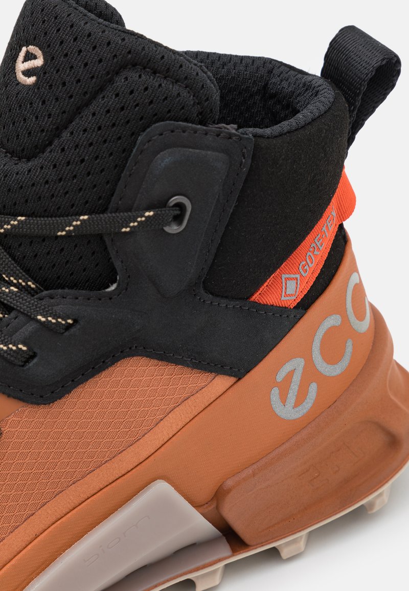 ecco biom mountain w