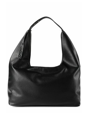 Borsa a tracolla in pelle nera con texture, con tracolla regolabile caratterizzata da occhielli in metallo, forma morbida e rilassata, e logo del marchio discretamente impresso sul davanti.