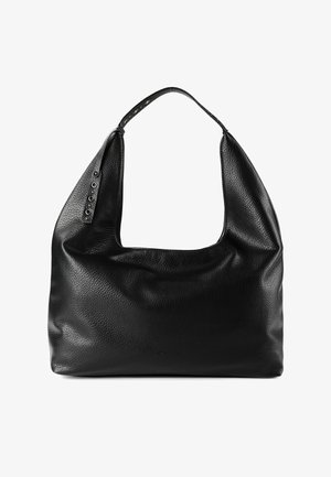 Borsa a tracolla in pelle nera con texture, con tracolla regolabile caratterizzata da occhielli in metallo, forma morbida e rilassata, e logo del marchio discretamente impresso sul davanti.