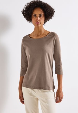 MIT U-BOOT-AUSSCHNITT - Long sleeved top - braun