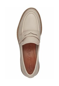 Beige läderloafers med penningrem, sydda detaljer, korksula och brun vadderad sula märkta med "Tamaris."