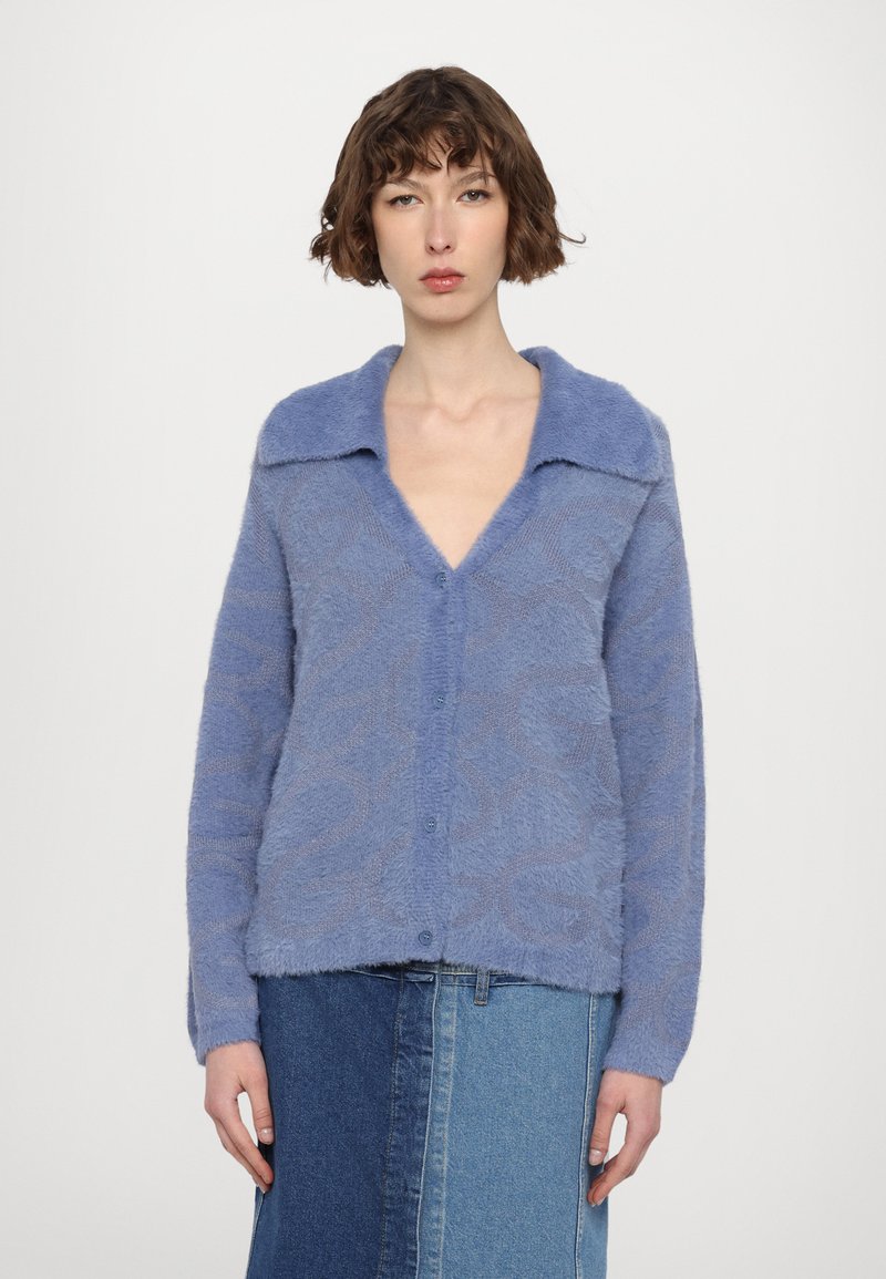 Stine Goya - LONG SLEEVE FLUFFY CARDIGAN - Cardigan - infinity blue, Enlarge