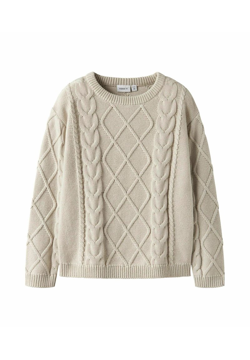 Pull en maille beige clair avec un motif torsadé comprenant des motifs en losange, col rond, poignets et ourlet côtelés. Tissu doux et texturé.
