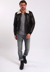 Lee Cooper BILL - Bomber Jacket - brown