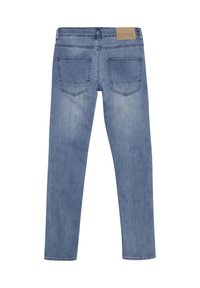 Smal passform blå denimjeans med en blekt tvätt, två bakfickor och en läderlogotyp på midjebandet.