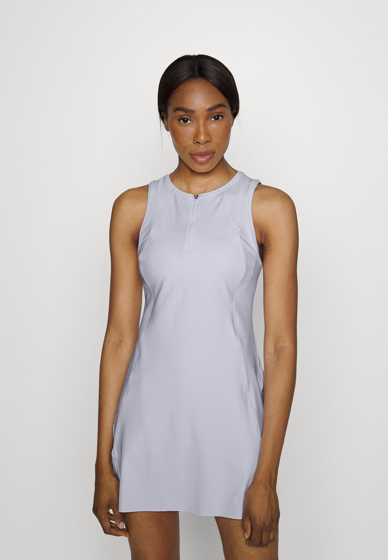 Athleta ACE TENNIS DRESS Jersey dress white Zalando.de