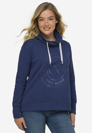 Marineblauwe hoodie met een kraag, trekkoord en een textuurlogo print op de voorkant. Geribbelde mouwuiteinden en zoom, van zacht jersey-materiaal.