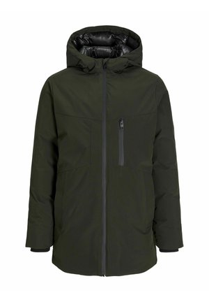 Tummanvihreä eristetty takki, jossa on huppu, etuflappikiinnitys, kaksi sivutaskua ja yksi rintatasku. Liukas ulkopinta, lämmin vuori.