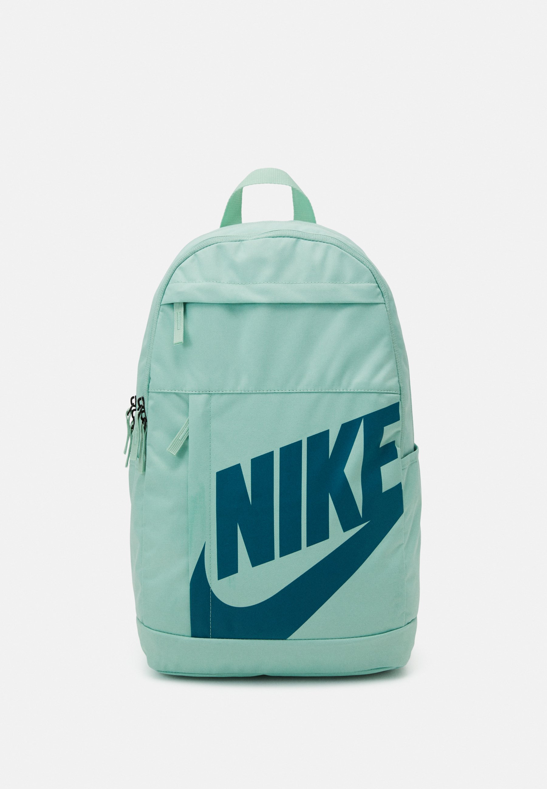 nike sportswear elemental unisex