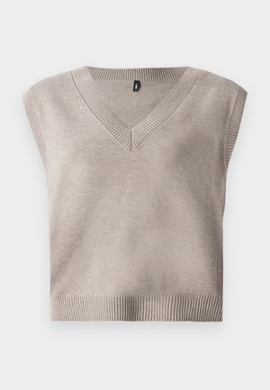 Beżowy sweter bez rękawów, dzianinowy, z dekoltem w kształcie litery V i prążkowanym wykończeniem przy dekolcie, otworach na ramiona i dolnym brzegu, leżący na płasko na białym tle.
