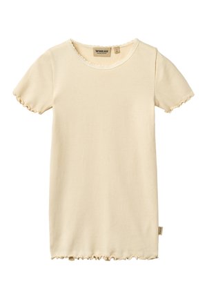 Lichtbeige geribd T-shirt met korte mouwen en geschulpte randen, voorzien van een ronde halslijn en een klein merkembleem aan de zijkant.