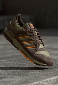 adidas Originals ZX 600 UNISEX - Sneakers laag - dark brown/orbit green/cargo brown