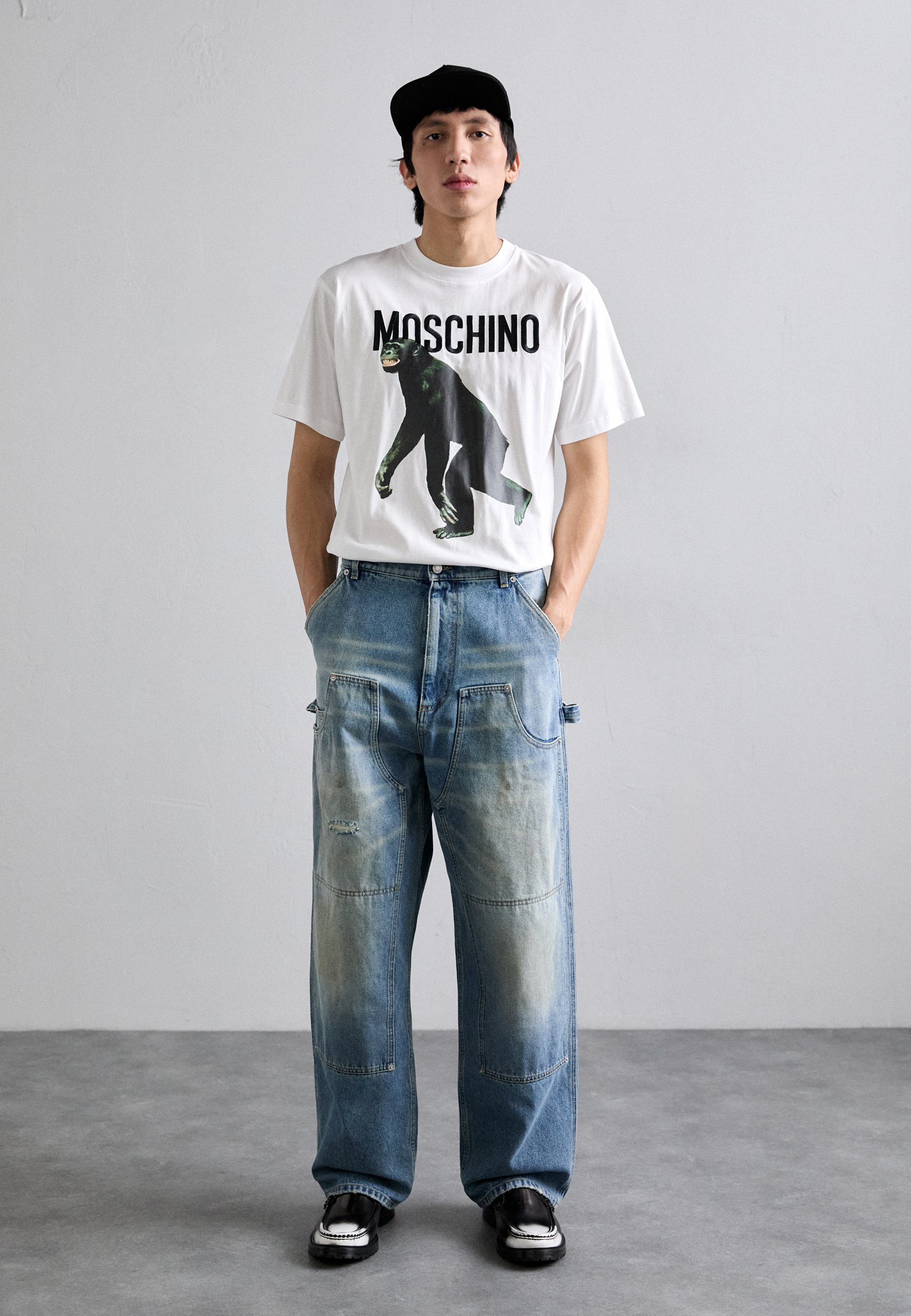 MOSCHINO ICONI ARCHIVE CHIMPANZEE - T-shirt con stampa