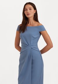 Lauren Ralph Lauren CREPE OFF THE SHOULDER COCKTAIL DRESS - Juhlamekko - pale azure