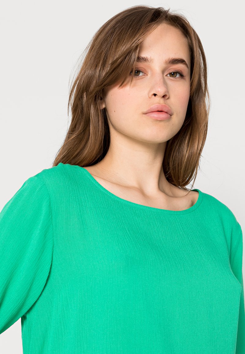Damen T-Shirts | ICHI Bluse holly green/grün - XC41374 Damen T-Shirts | ICHI Bluse holly green/grün - XC41374