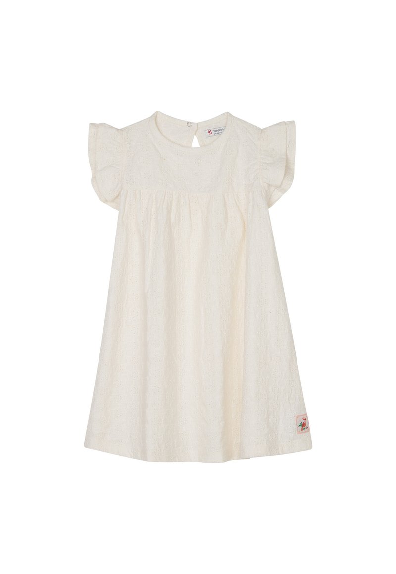 Weißes Kleid mit schwingenden Ärmeln, strukturiertem Stoff, geraffung in der Taille und einem Rückenschlitz. Mit einem kleinen dekorativen Etikett am Saum.