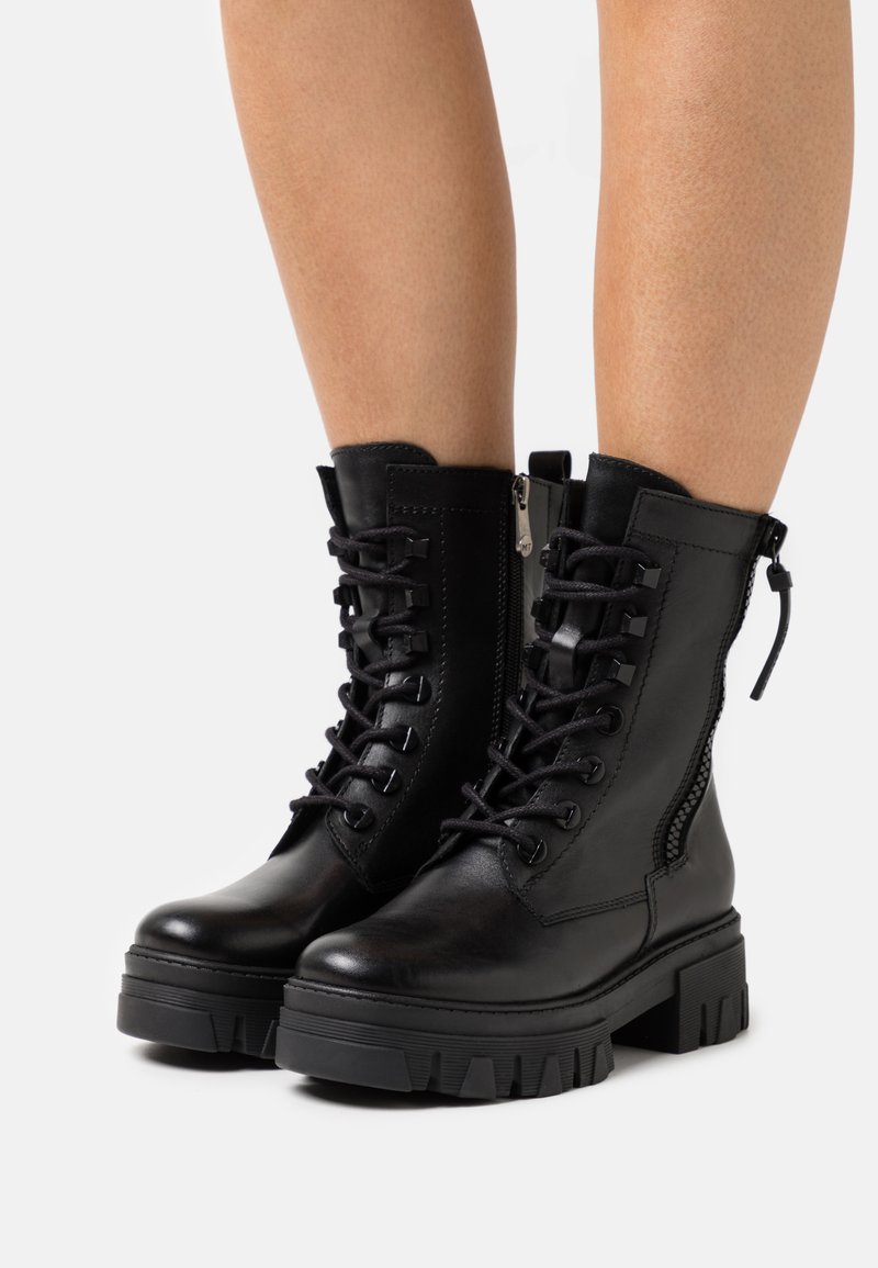 Marco Tozzi Platform ankle boots - black antic
