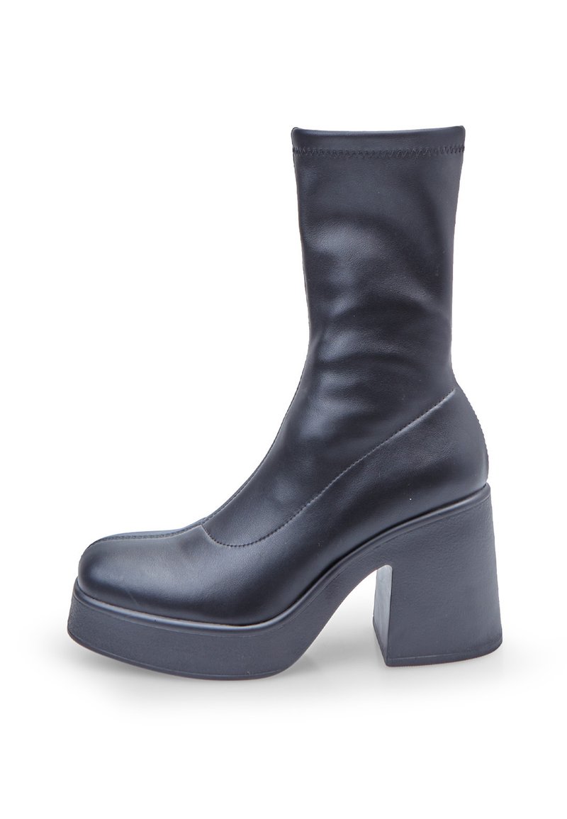 Bata Kotníkové boty na platformě - nero/černá - Zalando.cz